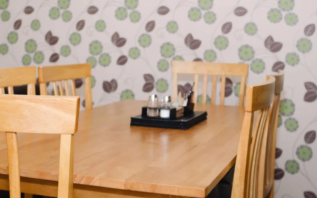 Elforma - Tudsbery House