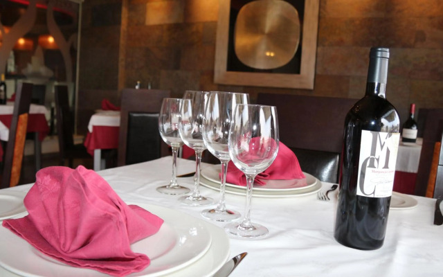 Hotel Macami