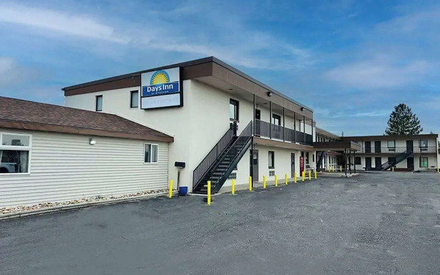 Days Inn by Wyndham Wheatland