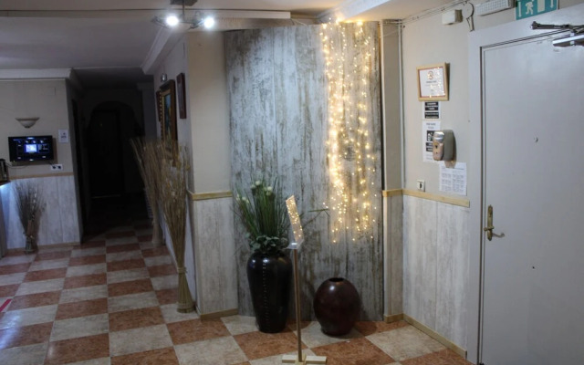 Hostal Virgen del Rocio II