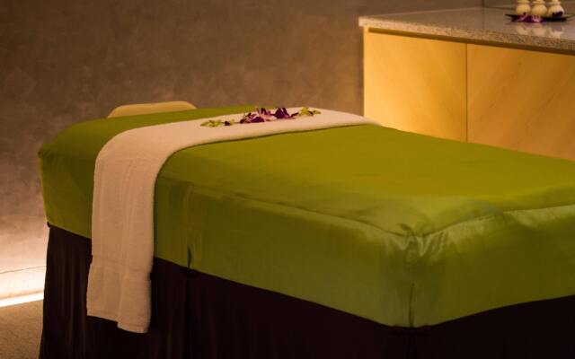 HUALUXE Shanghai Twelve at Hengshan by IHG