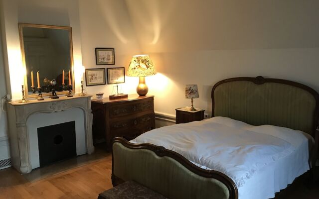 Château de Joyeux - Chambres D'hôtes