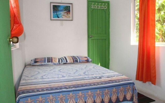 Room-posada Green sea Villa Helen Kilome