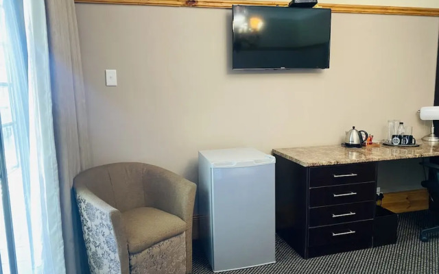 The Halfway House Hotel