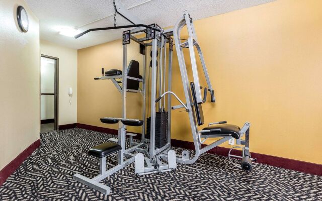 Quality Inn & Suites Bloomington University Area