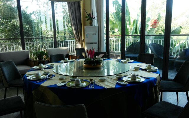 Hainan Mount Qixian Tang Hotel