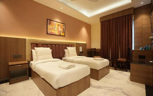 Lime Tree Hotel and Banquet Greater Noida