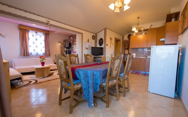 Apartment Hajdi