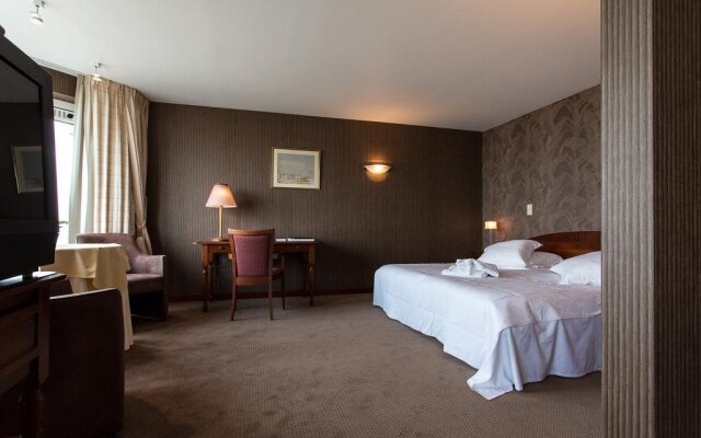 Hotel Des Nations