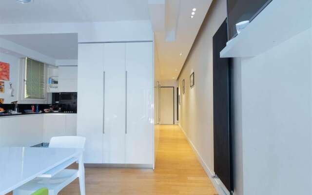 Beautiful 1-bed Apartment in Roma