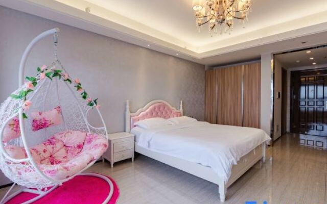 Xinyang Celebrity Art Hotel