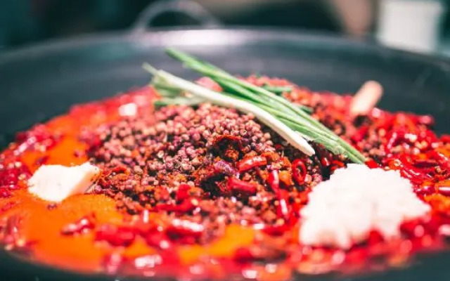 Meitu Apartment Hotel (Chongqing Jiefangbei Chaotianmen Branch)