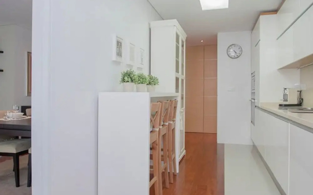 Liiiving in Porto Balcony Drag o View