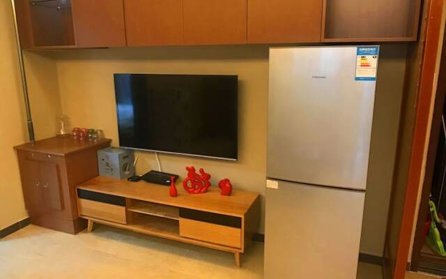 Sanya Linglong Lulushun Hotel