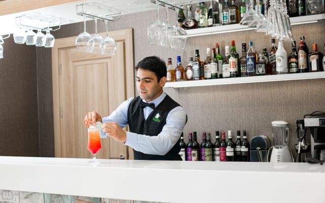 Khazar Palace Hotel & Restaurant