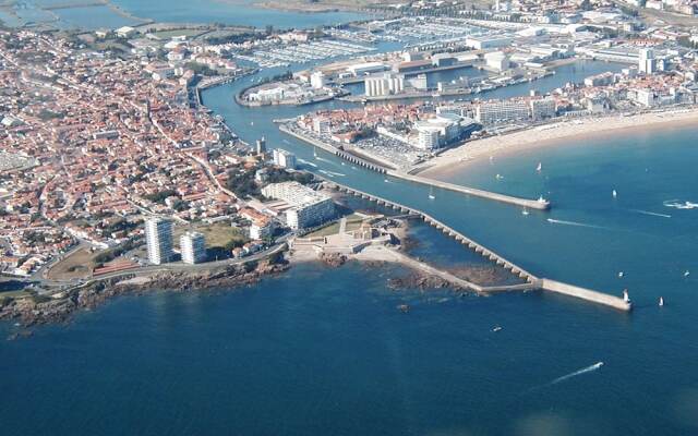 House With 2 Bedrooms in Les Sables-d'olonne, With Wifi