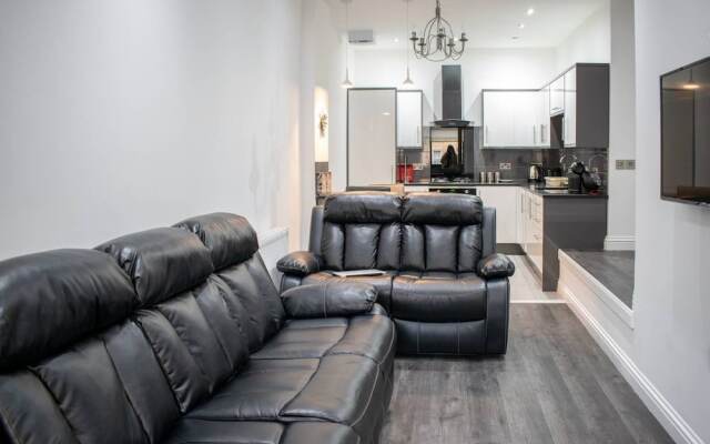 1 Bedroom Apartment in Brunstfield Edinburgh
