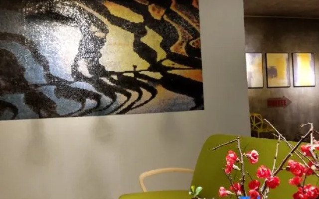 Jiafang Yizhan Hotel