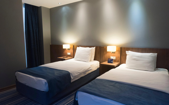 Holiday Inn Express Istanbul Altunizade by IHG