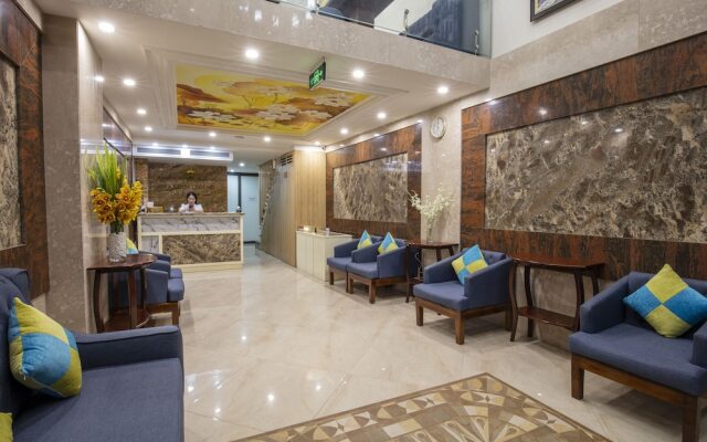 Golden Legend Palace Hotel