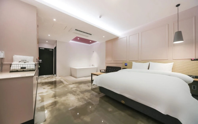 Gimcheon Hotel Esang