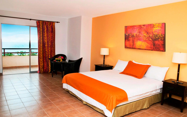 Royal Decameron Mompiche - All Inclusive
