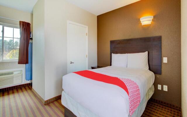 Whitehouse Inn Dilley