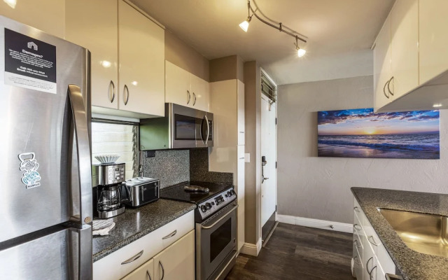 Beachfront Maui Penthouses