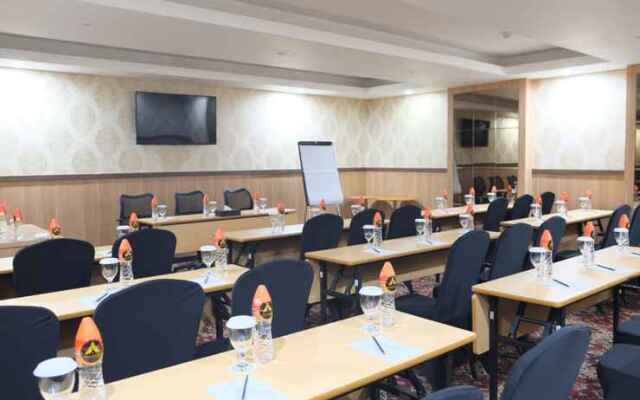 pyramid suites Hotel