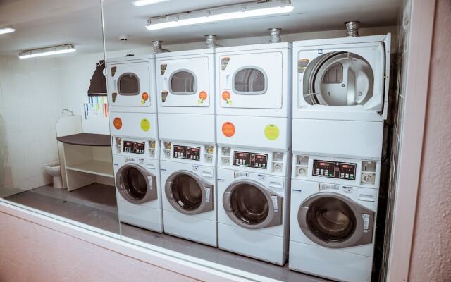Amistat City Hostel Barcelona
