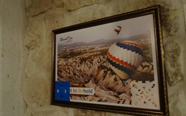 Emit Cave Hotel