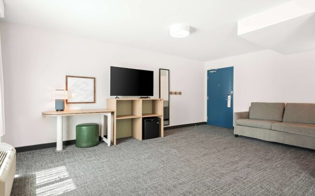 Spark by Hilton Exton