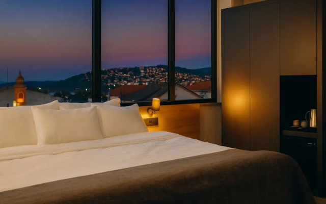 Rest by Dedeman Sapanca