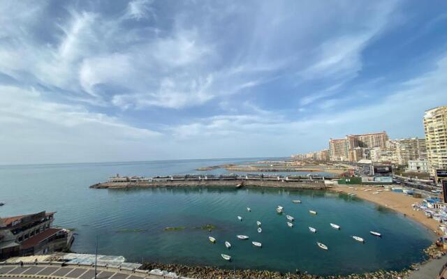 Alexandria Luxury Apartments Gleem 1 Direct Sea View