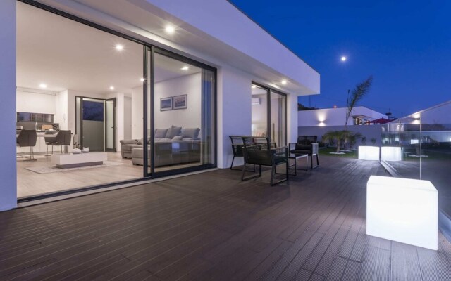 Searenity Vacations Home II