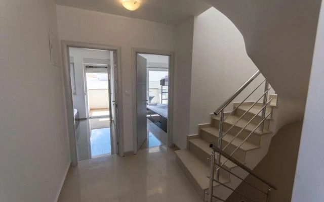 Villa TINA