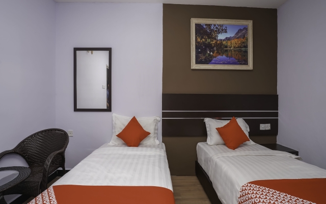 OYO 1043 Get Inn Hotel Sendayan