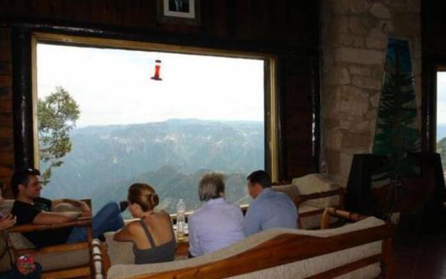 Hotel Divisadero Barrancas