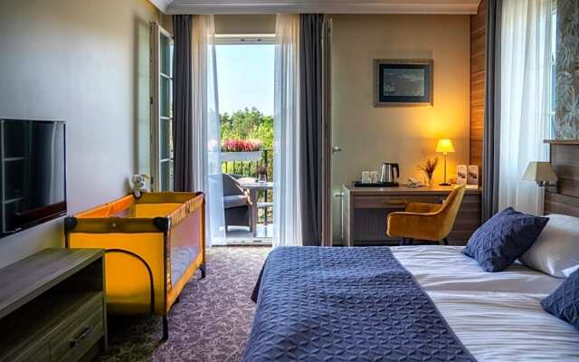 Korona Hotel