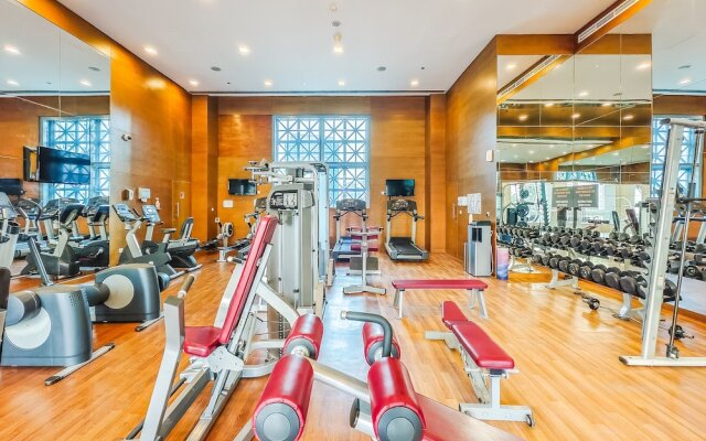 Modern DT Escape1BR with Upscale Comfort