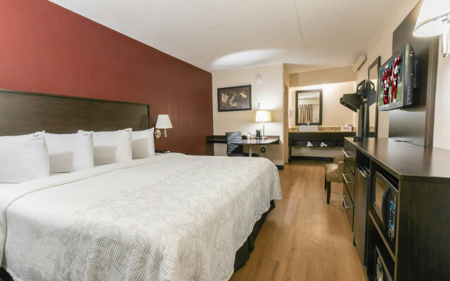 Red Roof Inn PLUS+ Pittsburgh East - Monroeville