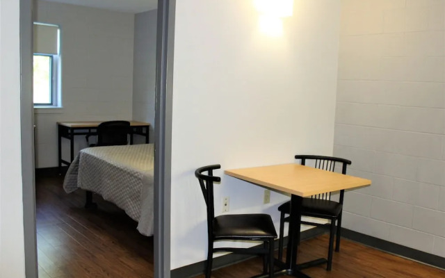 Residence & Conference Centre - Welland