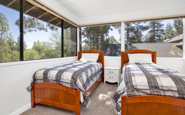 THE Malabear Cabin #2160