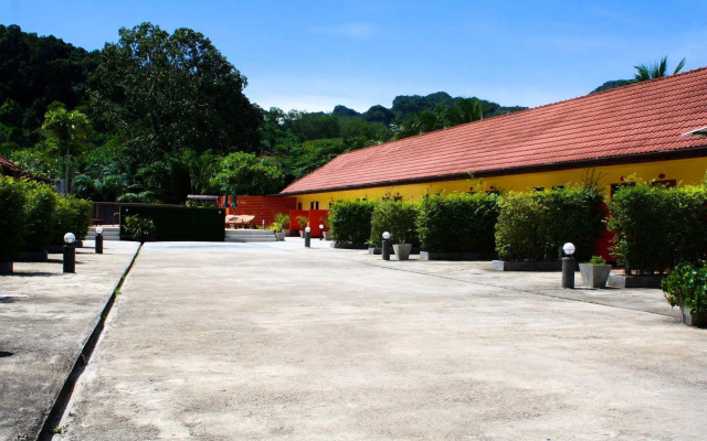 Suksaiburi-resort