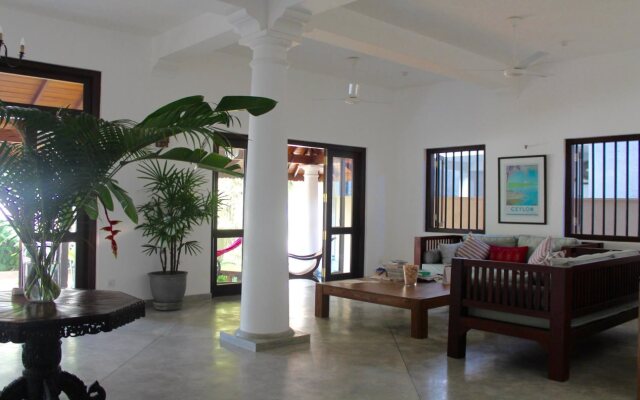Kingfisher Hotel