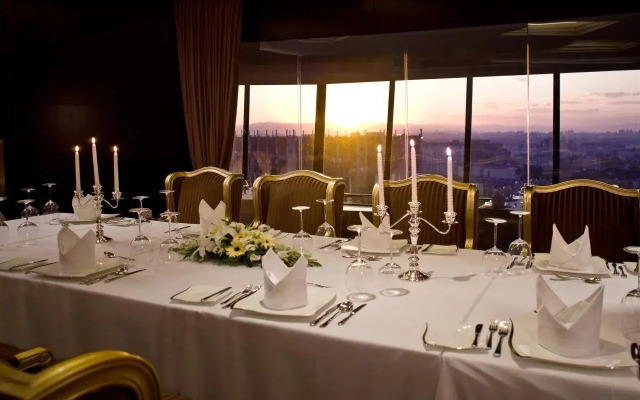 Beijing International Hotel