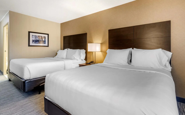 The Capitol Hotel