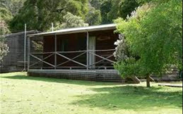 Wings Wildlife Park – Outside – Gunns Plains