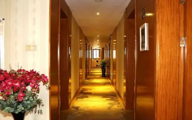 Binjiang Fashion Theme Hotel Huangshan Tunxi Old Street