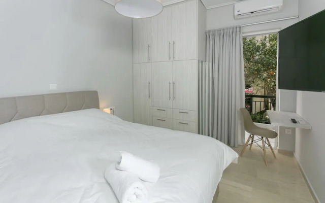 Stylish and Modern Apartment in the Heart of Athens